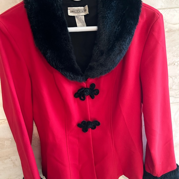 Vintage “The Steps” red unlined jacket/ faux fur collar size L - Picture 3 of 4